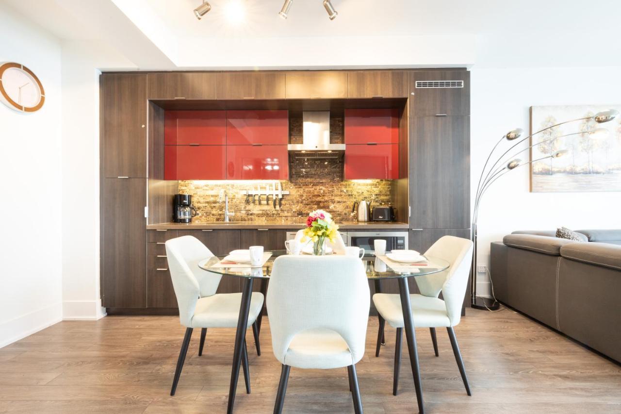 Bright Condo In The Heart Of Toronto Ngoại thất bức ảnh