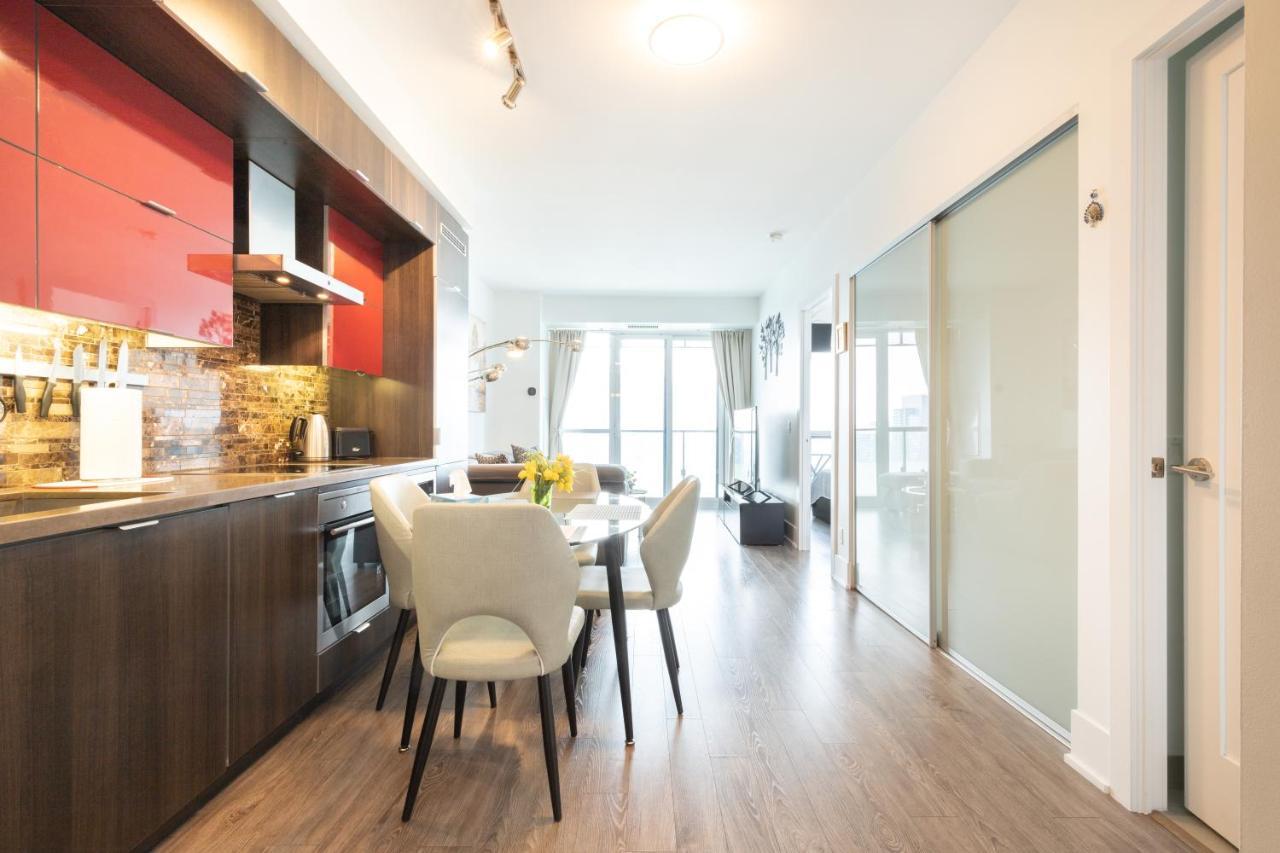 Bright Condo In The Heart Of Toronto Ngoại thất bức ảnh