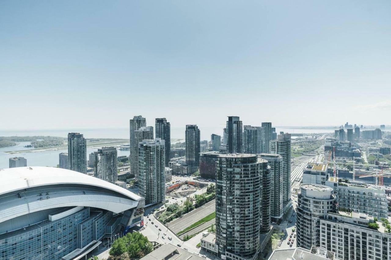 Bright Condo In The Heart Of Toronto Ngoại thất bức ảnh