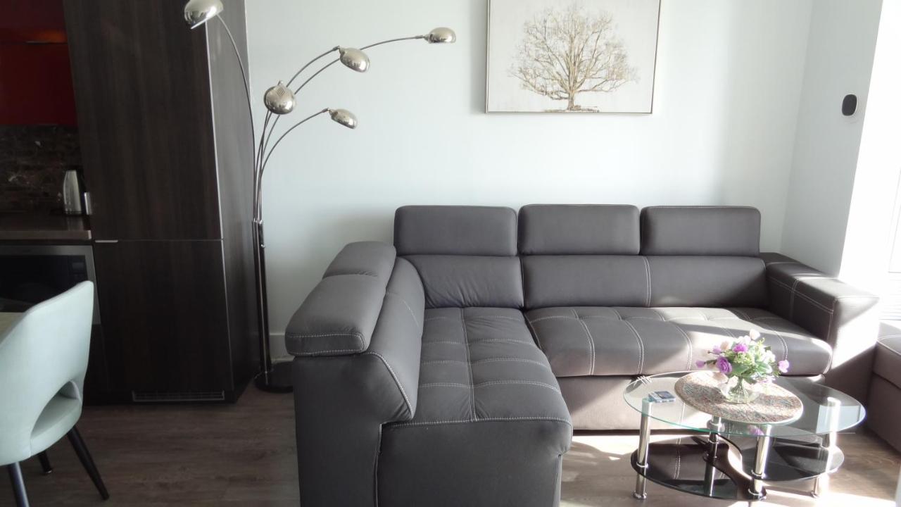 Bright Condo In The Heart Of Toronto Ngoại thất bức ảnh