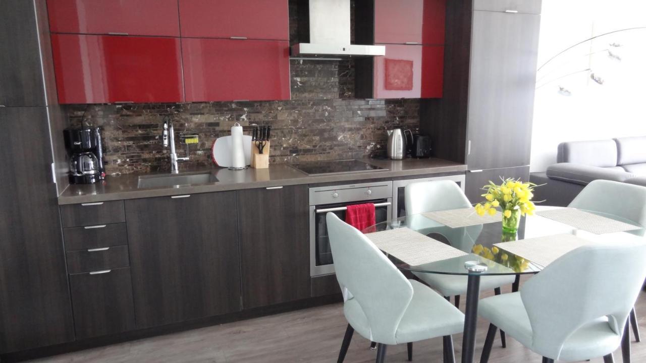 Bright Condo In The Heart Of Toronto Ngoại thất bức ảnh
