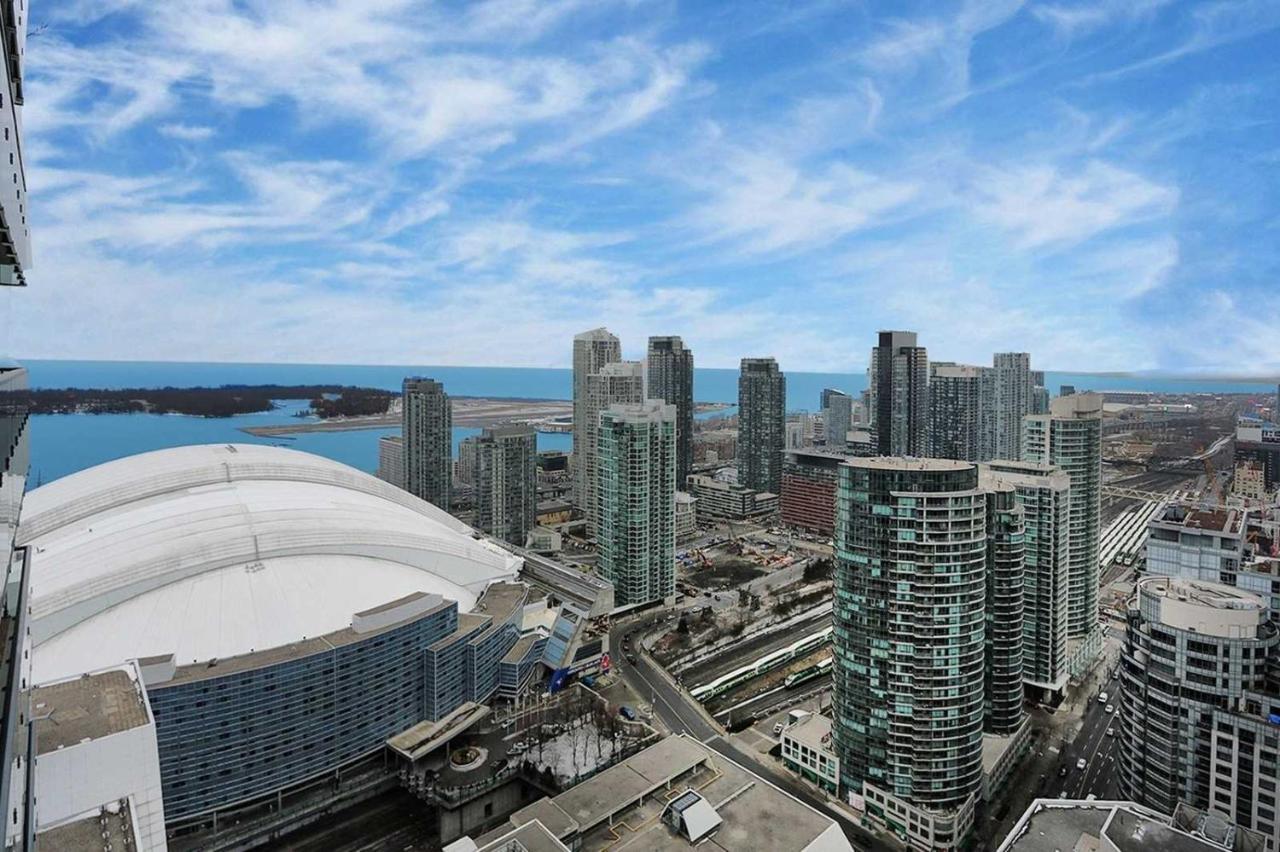 Bright Condo In The Heart Of Toronto Ngoại thất bức ảnh